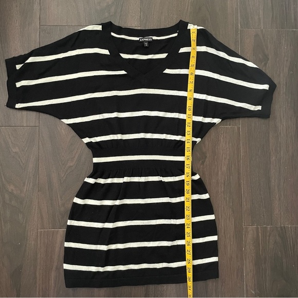EXPRESS Sweater Mini Dress - Picture 3 of 7